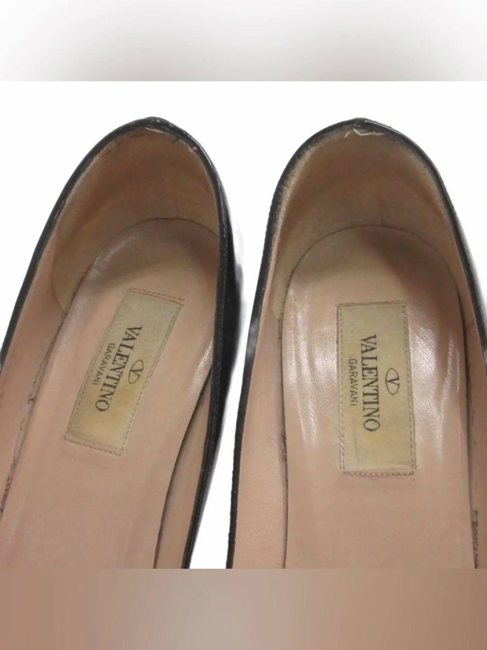VALENTINO GARAVANI Patent Leather Pumps Gold Rockstud Heels Black 36